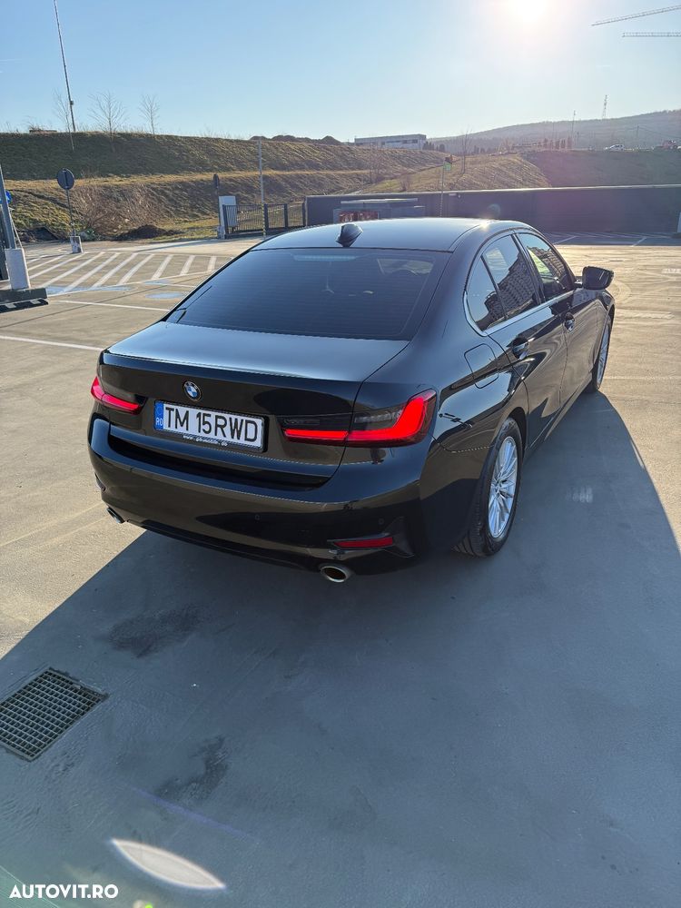BMW Seria 3 320i GT Aut. Luxury Line - 6