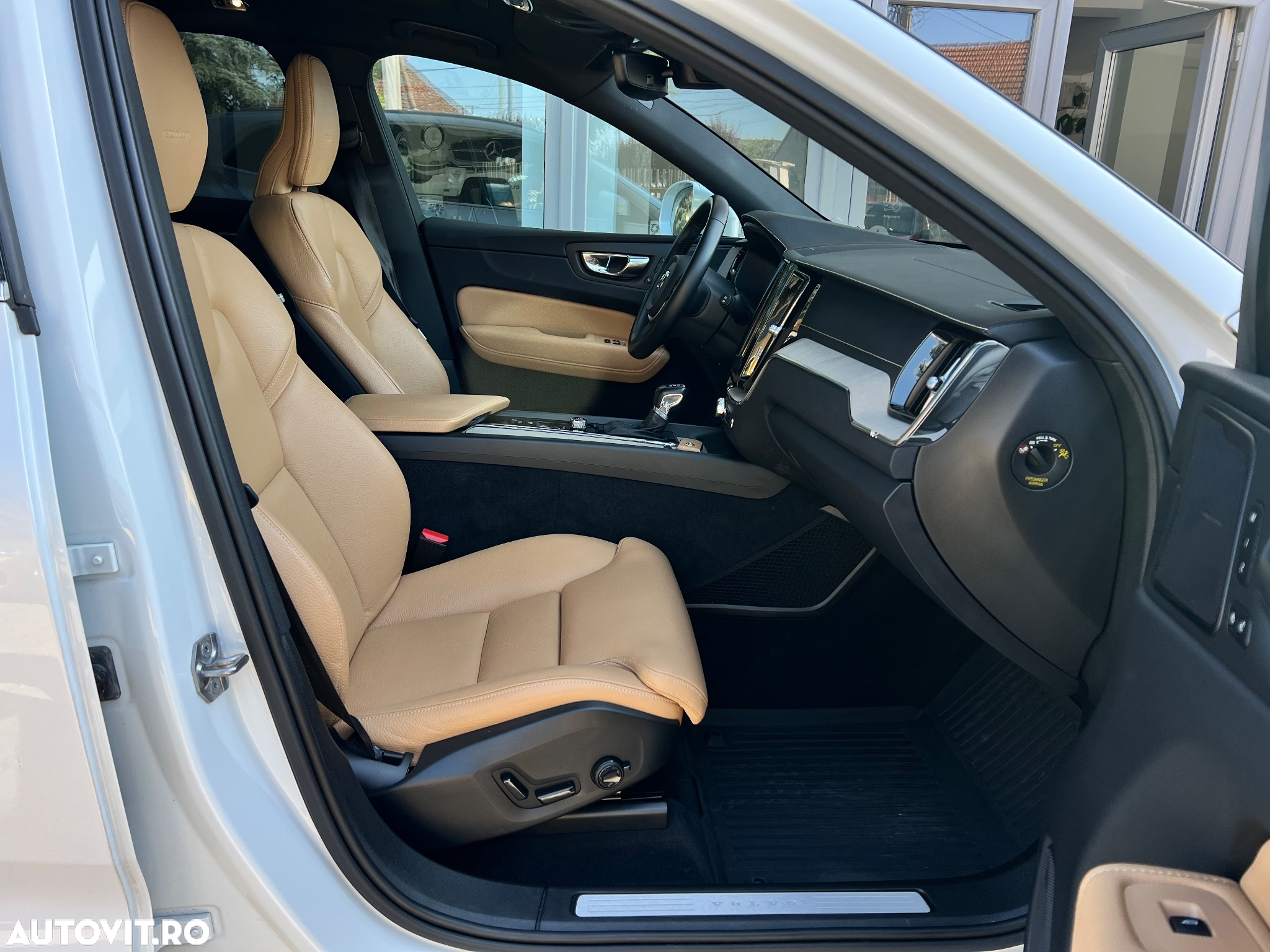 Volvo XC 60 D5 AWD Inscription - 11
