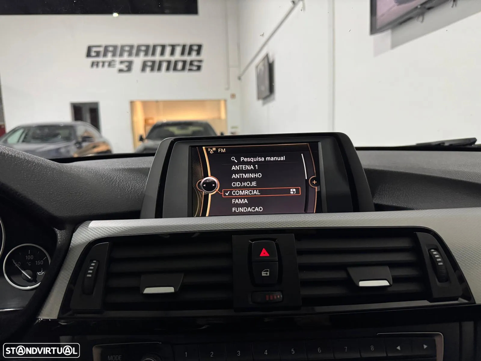 BMW 320 d Touring Auto Pack M - 23