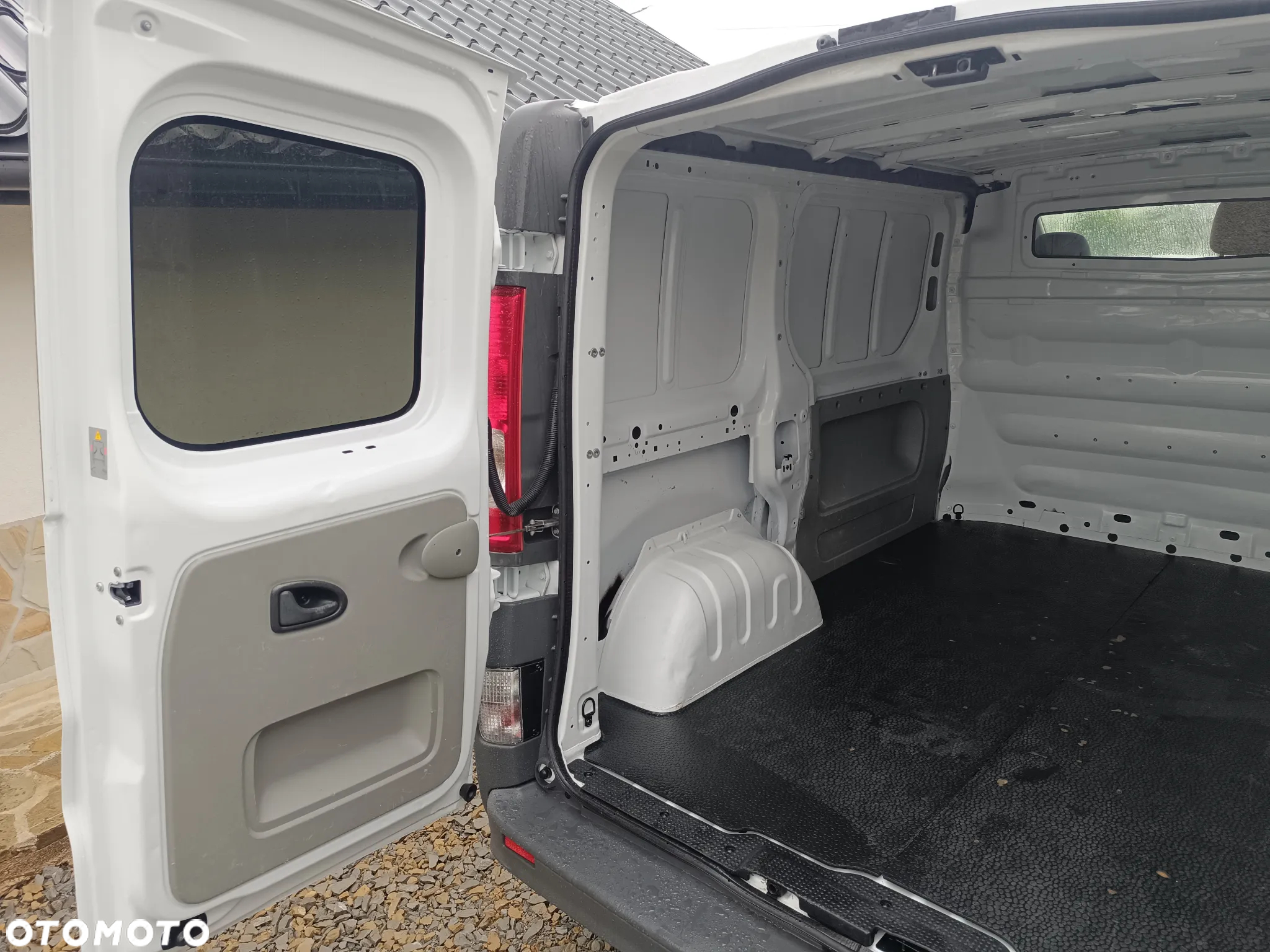 Renault TRAFIC - 28