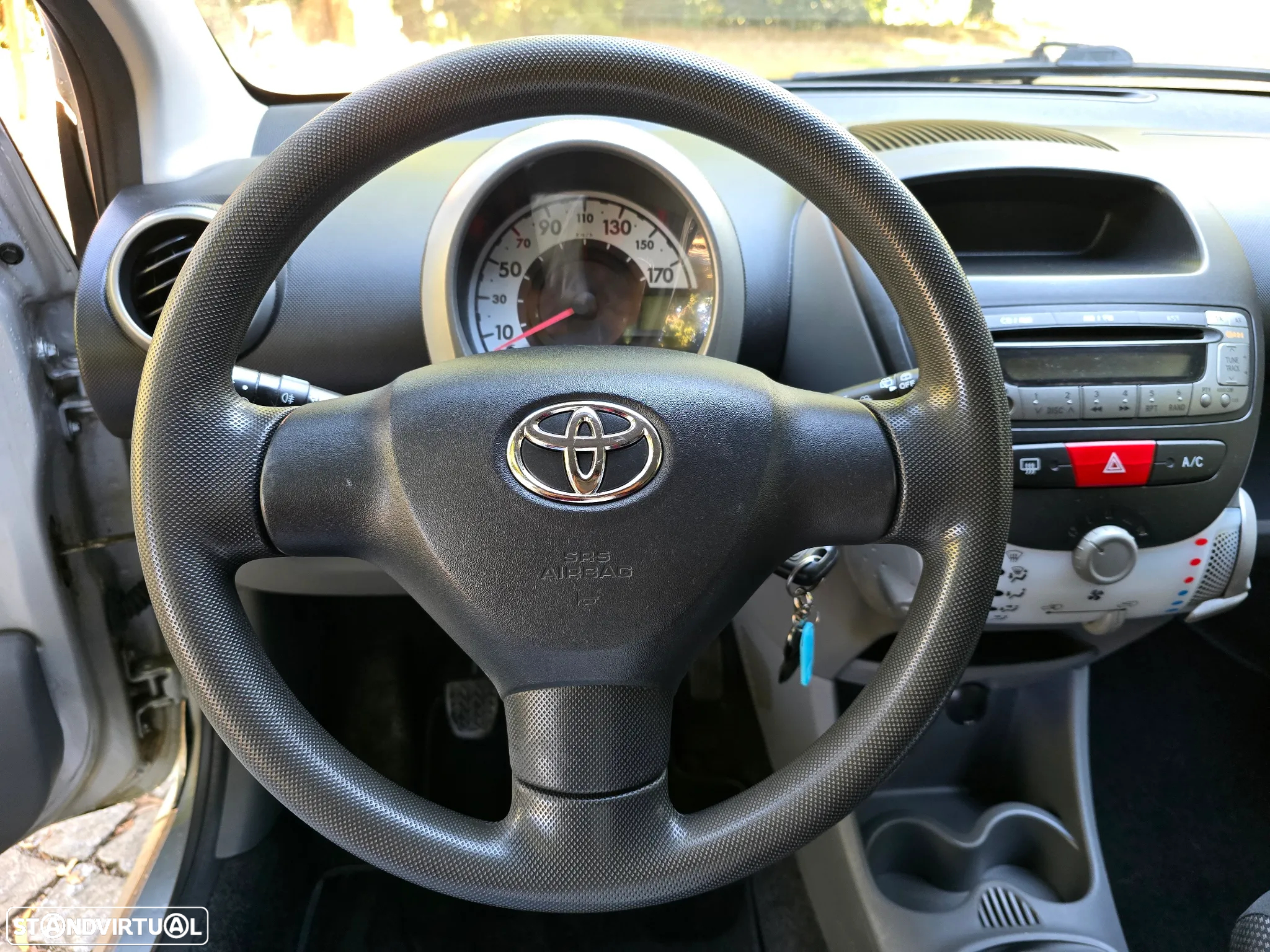 Toyota Aygo 1.0 + AC - 15