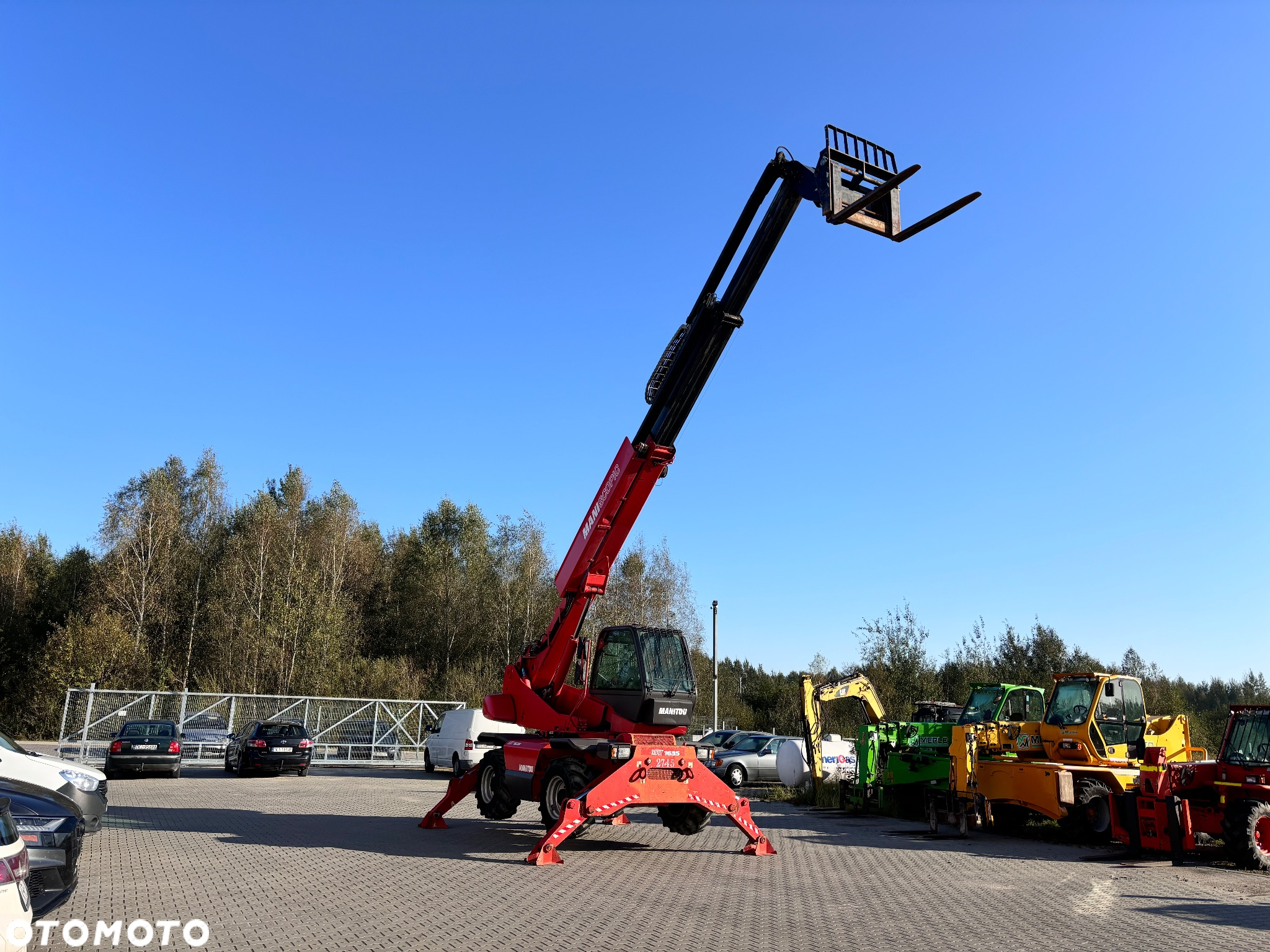 Manitou MRT 1635  Ładowarka teleskopowa obrotowa - 10