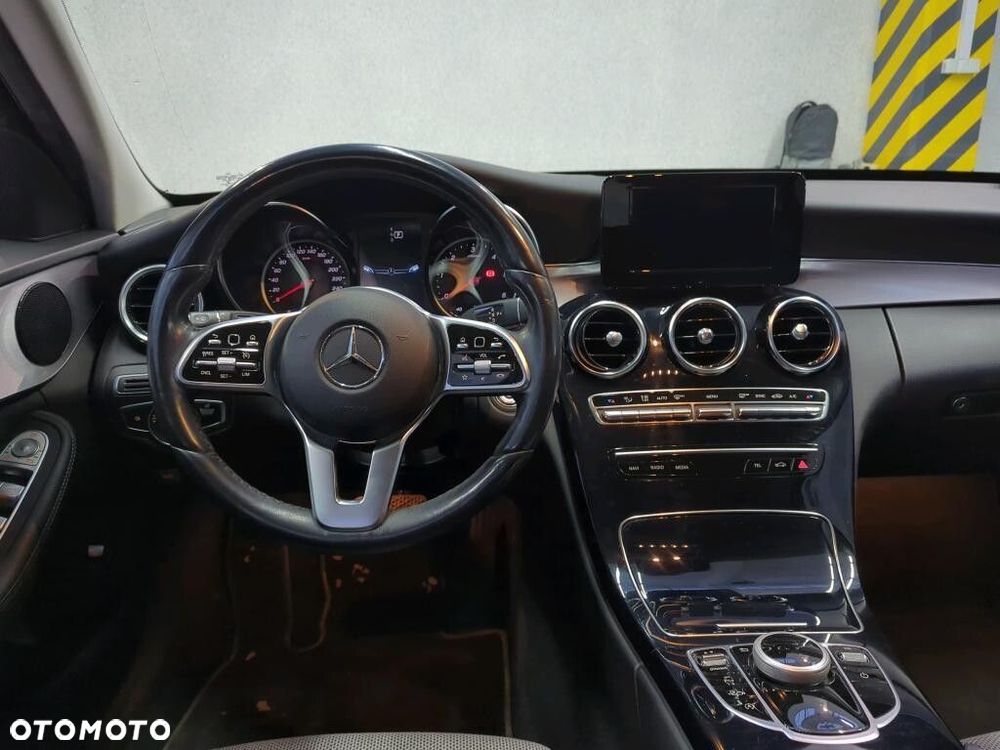 Mercedes-Benz Klasa C 200 d 9G-TRONIC - 9
