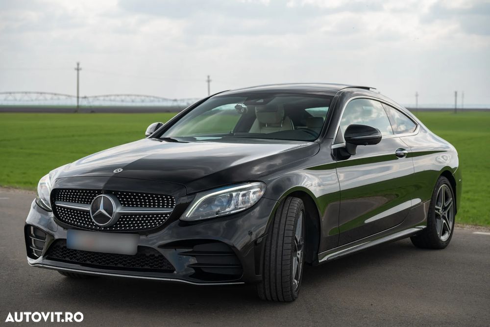 Mercedes-Benz C 300 9G-TRONIC AMG Line Plus - 1