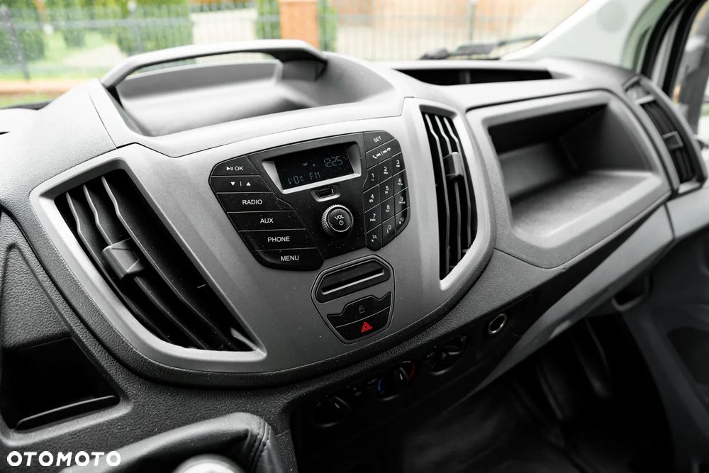 Ford Transit - 24