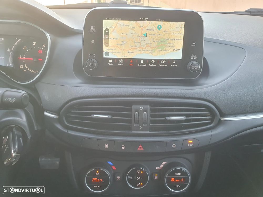 Fiat Tipo Station Wagon 1.6 M-Jet Lounge Tech J17 DCT - 23