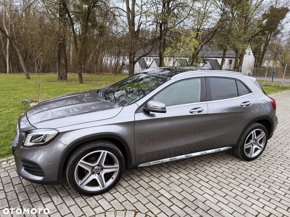 Mercedes-Benz GLA 200 7G-DCT AMG Line - 5