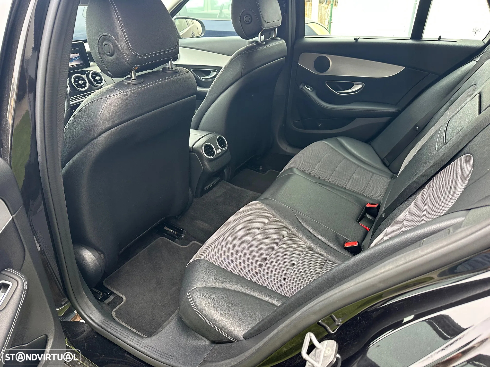 Mercedes-Benz C 180 BlueTEC Exclusive - 5