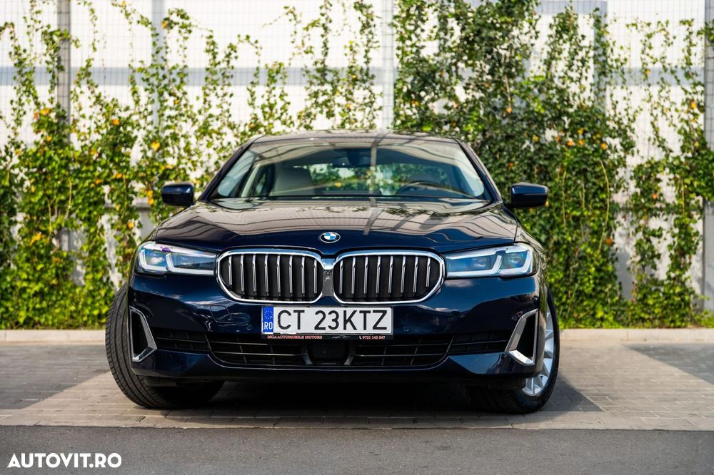 BMW Seria 5 2021 photo 3