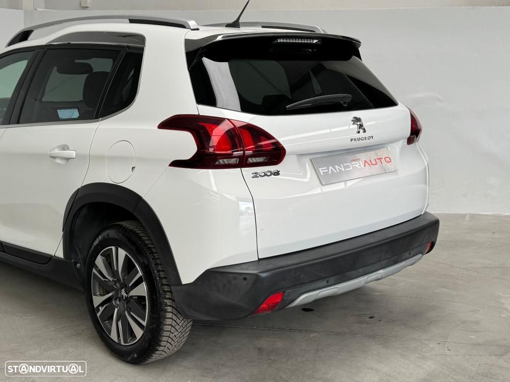 Peugeot 2008 - 15