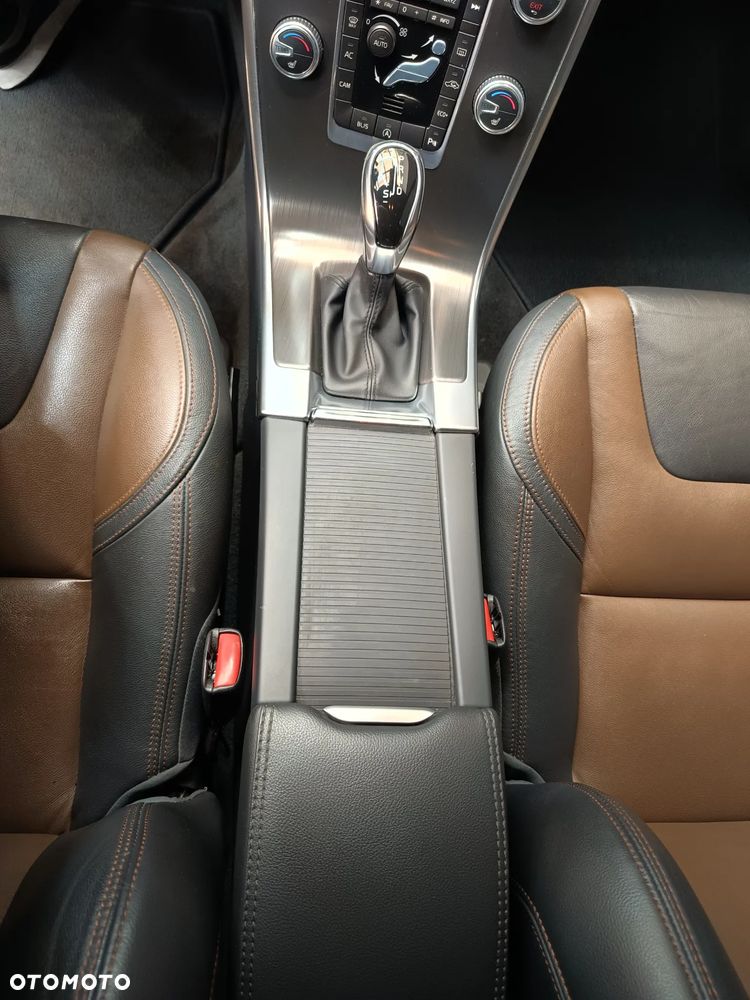 Volvo XC 60 - 27