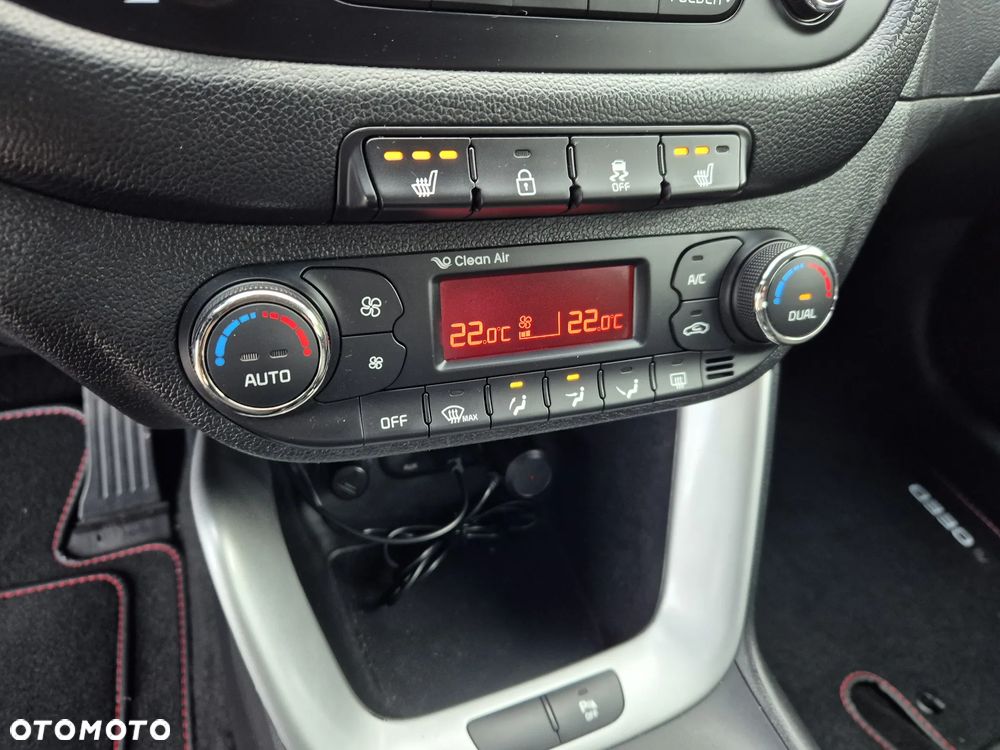 Kia Ceed 1.6 GDI Fifa World Cup Edition - 29