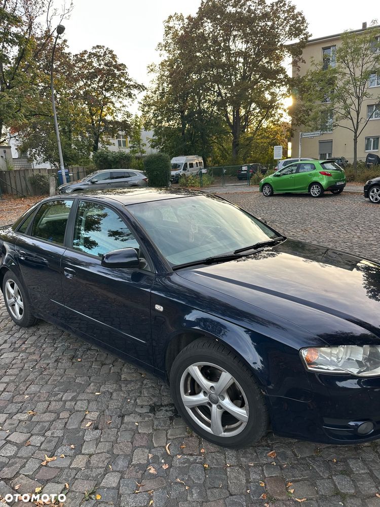 Audi A4 Limousine 1.6 - 3