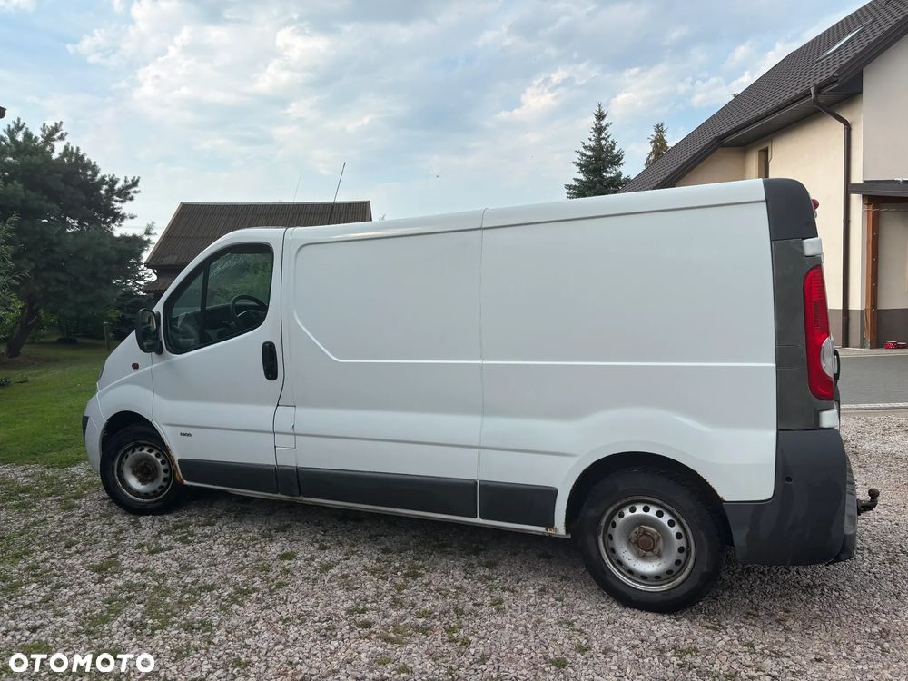 Opel Vivaro - 2