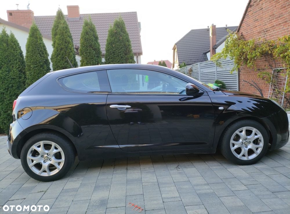 Alfa Romeo Mito - 10