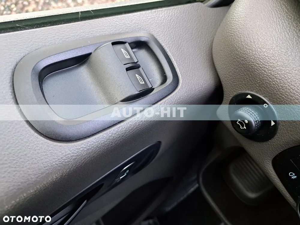 Ford Transit - 23