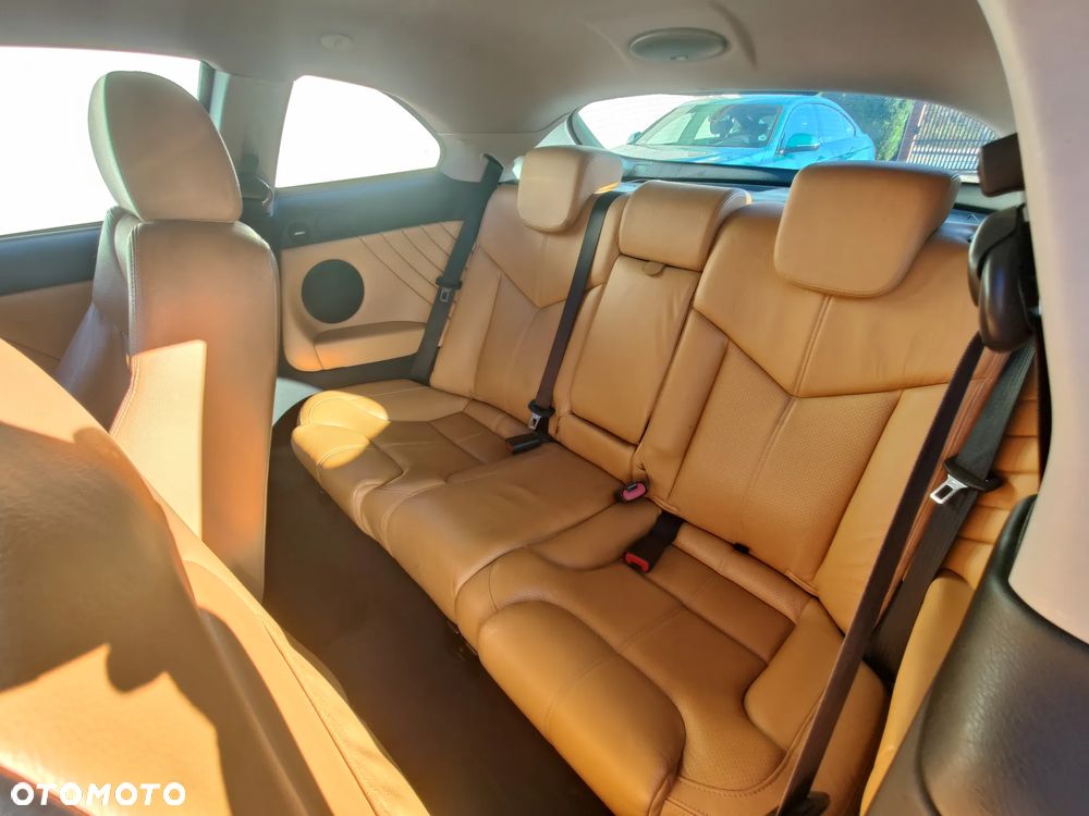 Alfa Romeo GT 3.2 24V Distinctive - 12