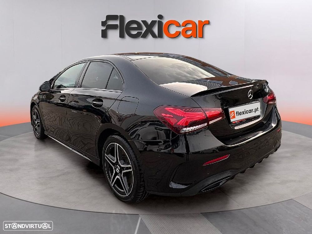 Mercedes-Benz A 250 Limousine e AMG Line - 5