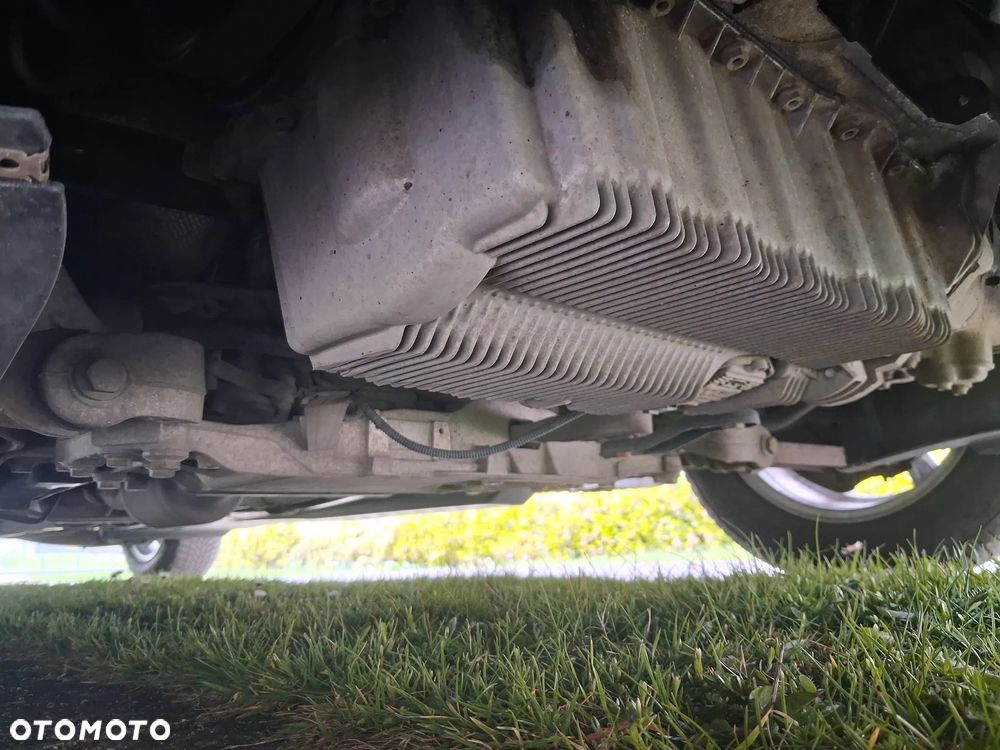 Volkswagen Golf 1.6 United - 32