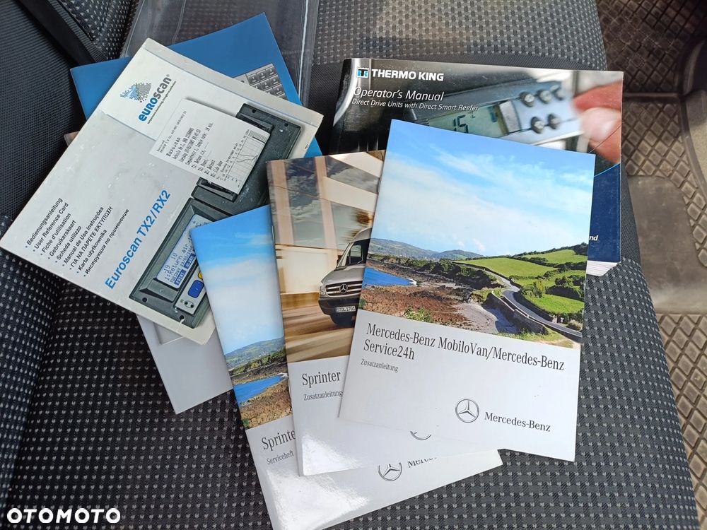 Mercedes-Benz Sprinter - 23