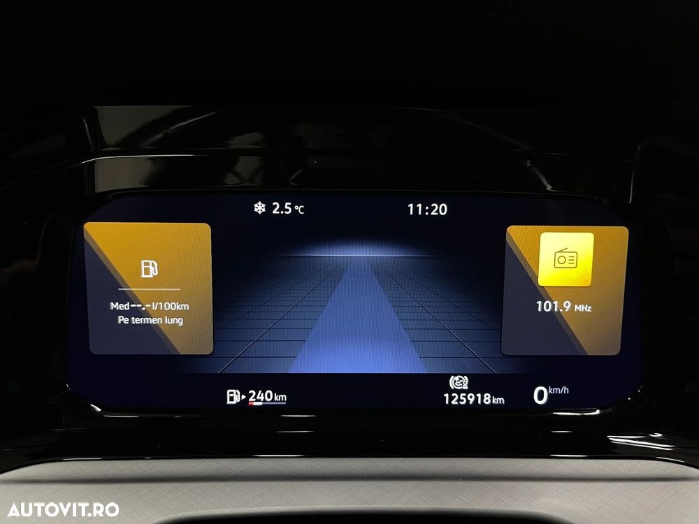 Volkswagen Golf 1.0 TSI Life - 26