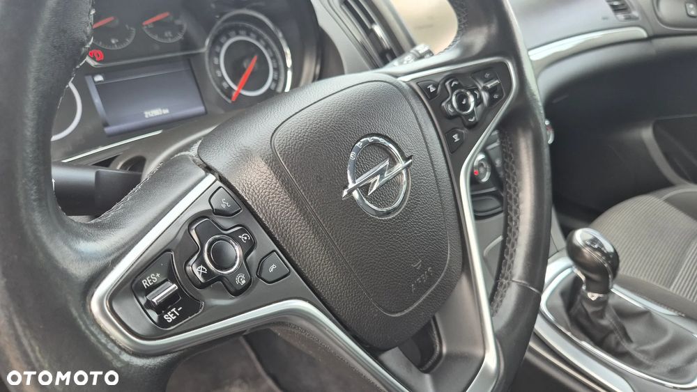 Opel Insignia A Sports Tourer 13-17 - 17