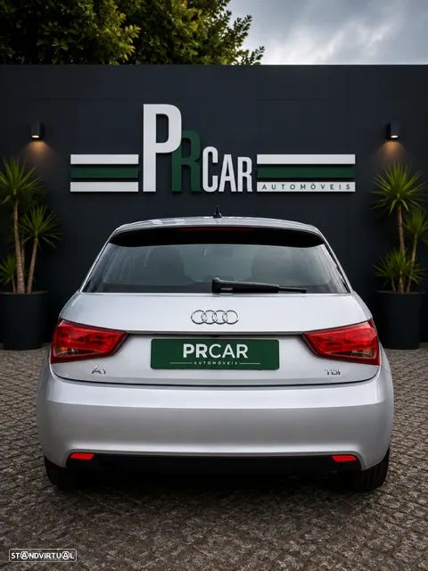 Audi A1 Sportback 1.6 TDI Advance Business Line - 4