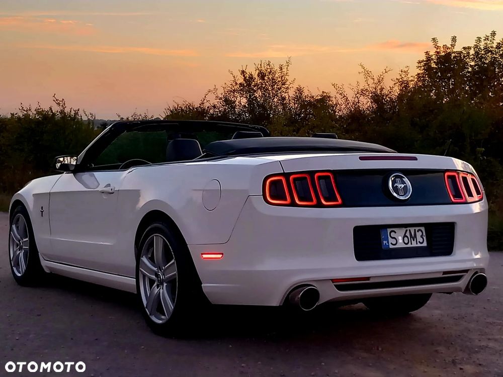 Ford Mustang 3.7 V6 Premium - 4