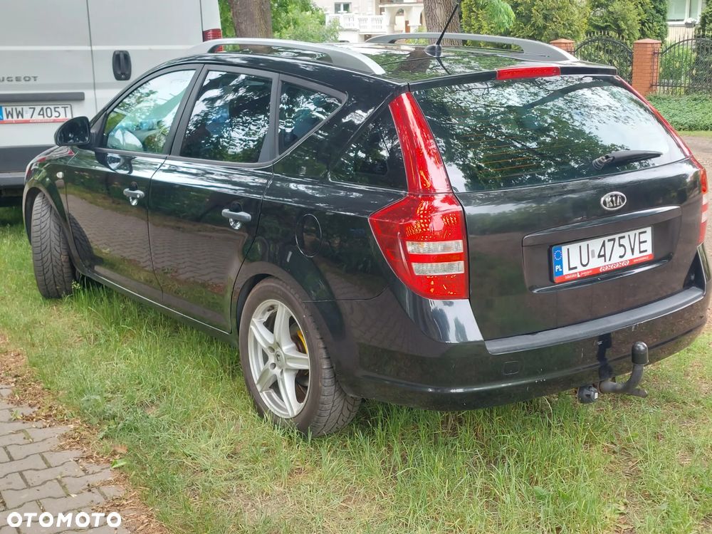 Kia Ceed 1.6 Crdi Optimum + - 7