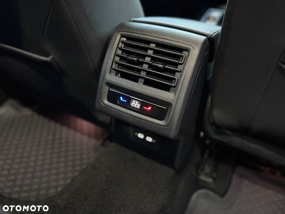 Volkswagen Golf Variant 2.0 TDI SCR DSG Style - 20