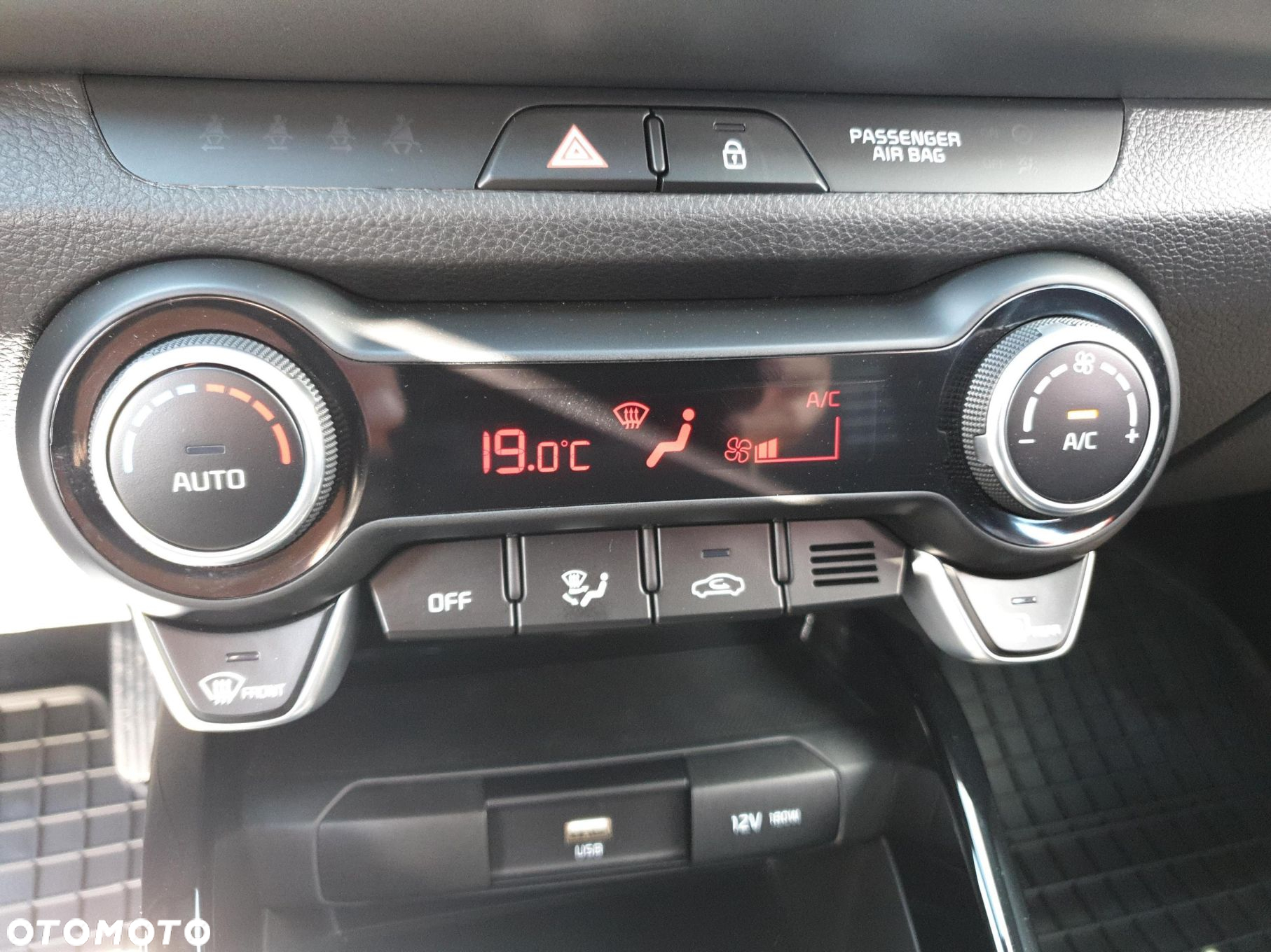 Kia Stonic 1.0 T-GDI L DCT - 24