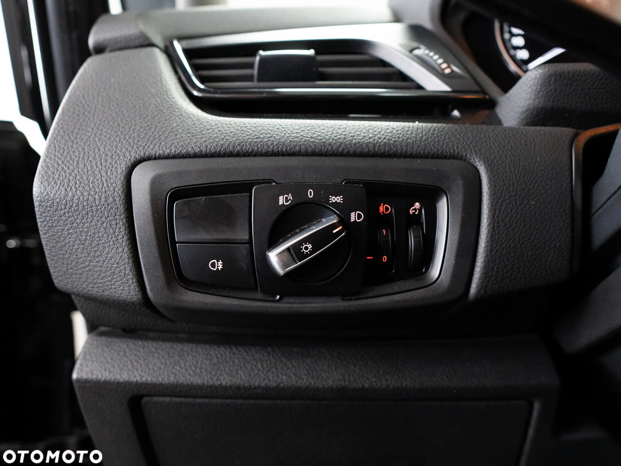 BMW Seria 2 - 16