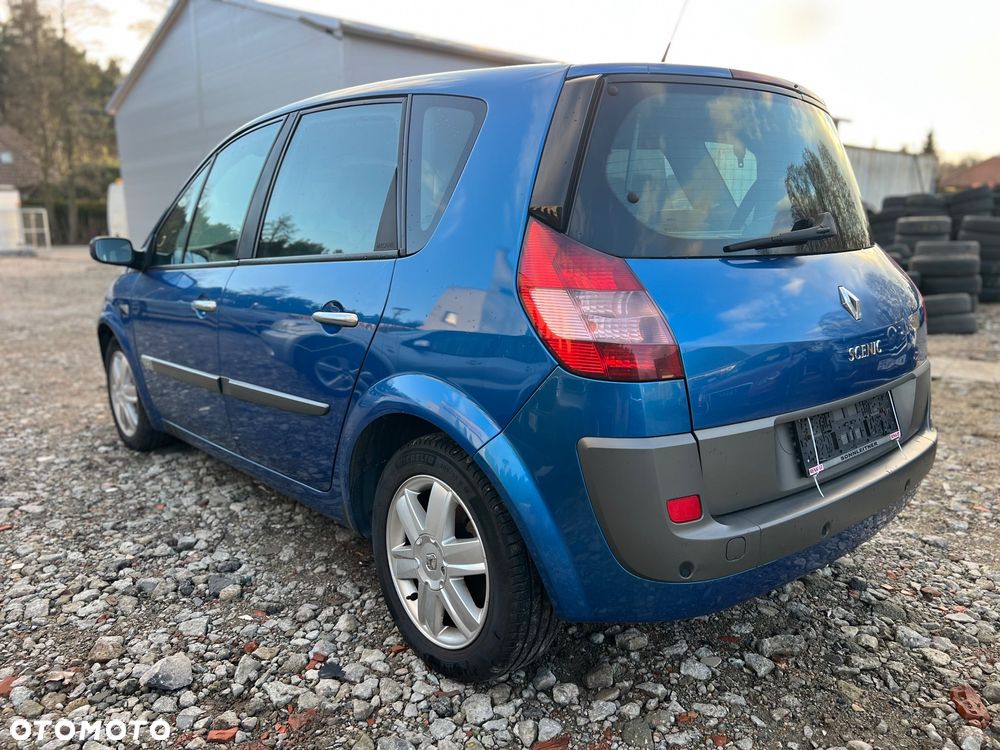 Renault Scenic 1.5 dCi Dynamique - 8