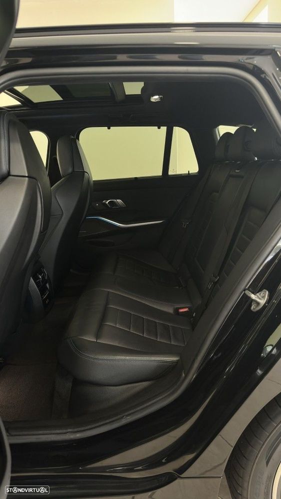 BMW 330 e Pack M Auto - 33