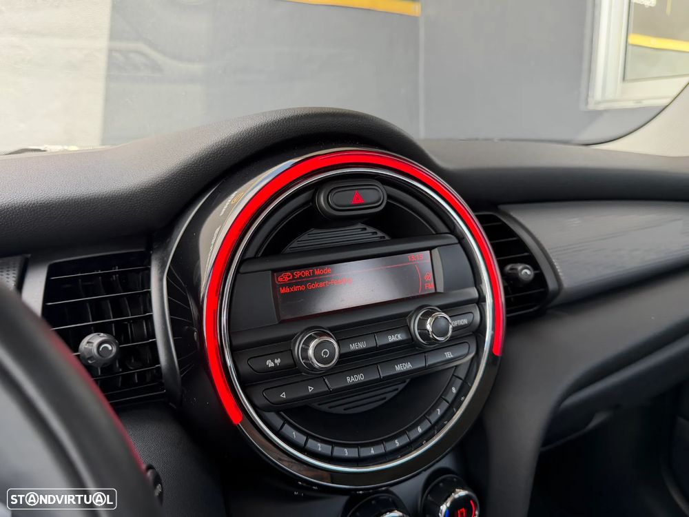 MINI 3 Portas Cooper D - 35
