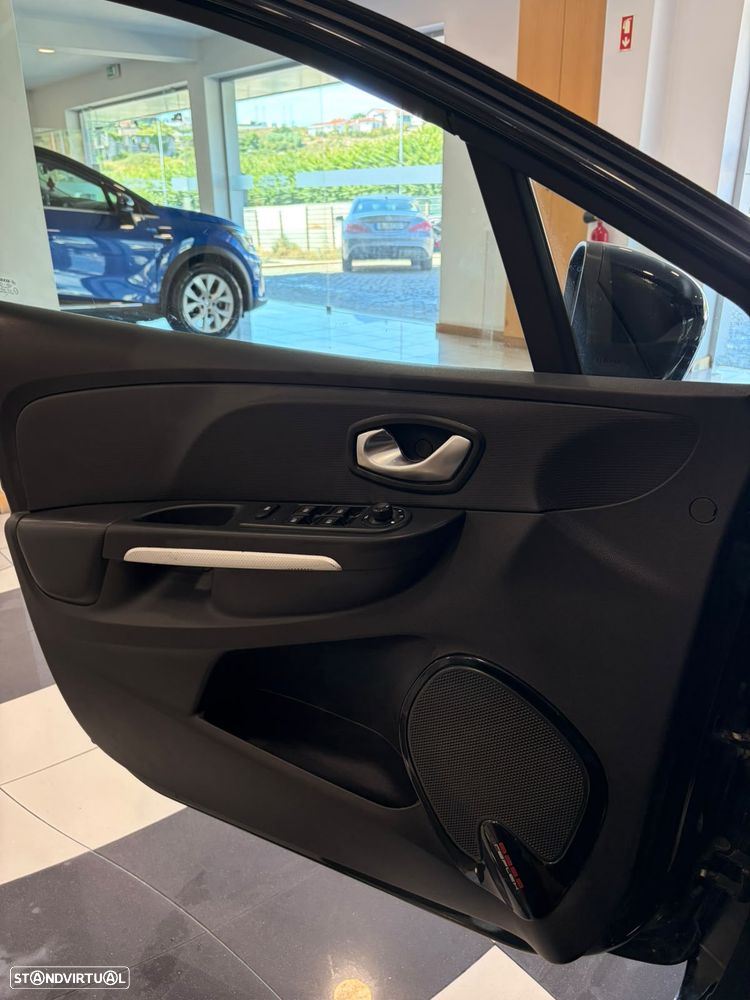 Renault Clio 1.5 dCi Dynamique S - 22