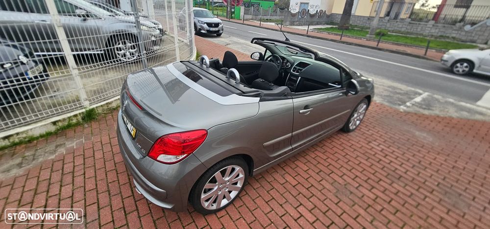 Peugeot 207 CC 1.6 HDi FAP Sport - 16