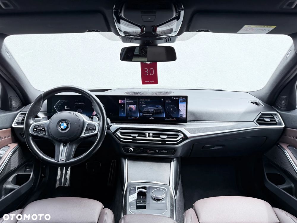 BMW Seria 3 330d xDrive M Sport - 23