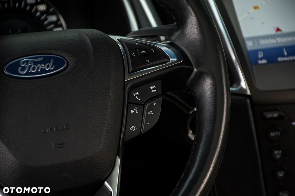 Ford Edge 2.0 EcoBlue Bi-Turbo 4x4 Vignale - 36
