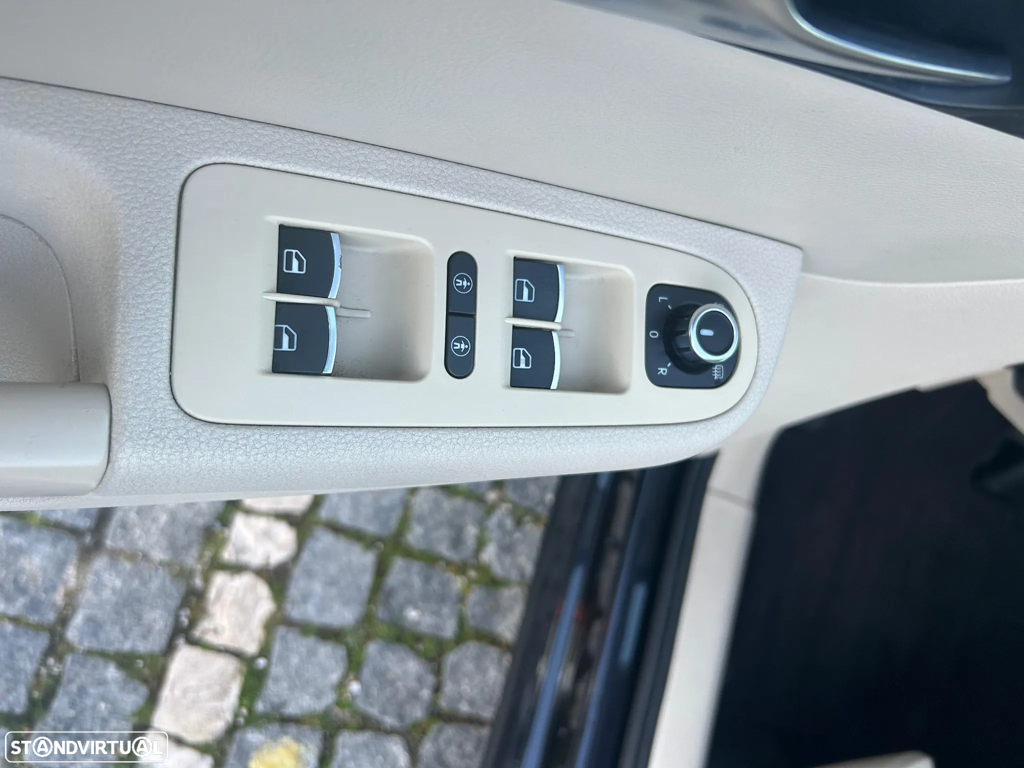 VW Sharan 2.0 TDI Highline DSG - 27