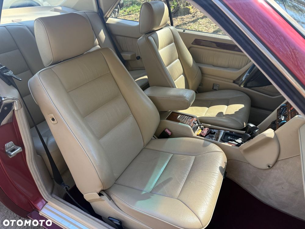Mercedes-Benz W124 (1984-1993) - 22