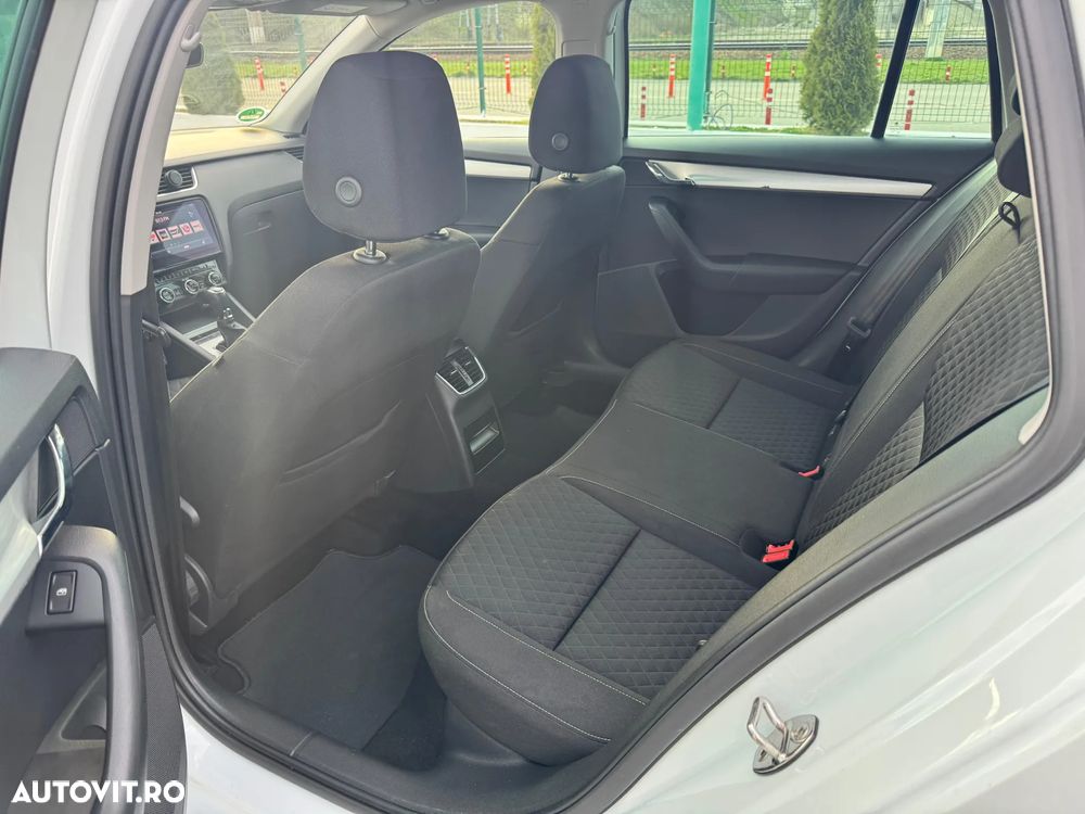 Skoda Octavia - 10