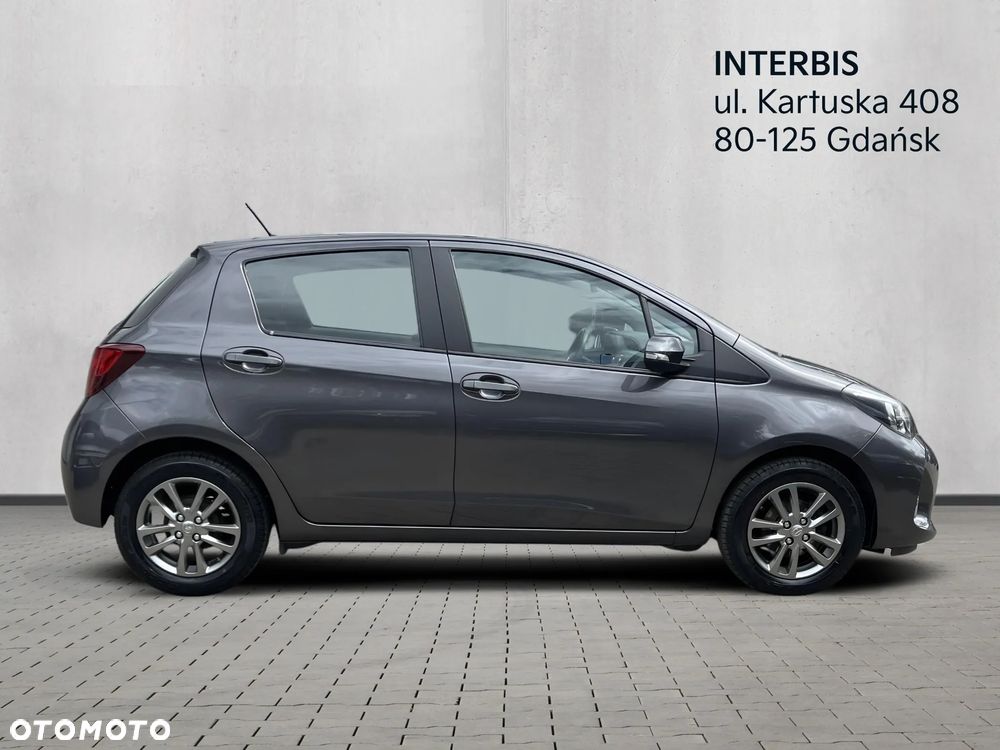 Toyota Yaris 1.33 Premium - 6