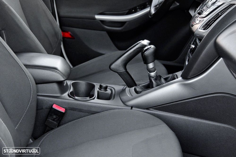 Ford Focus SW 1.0 SCTi Titanium Best - 10