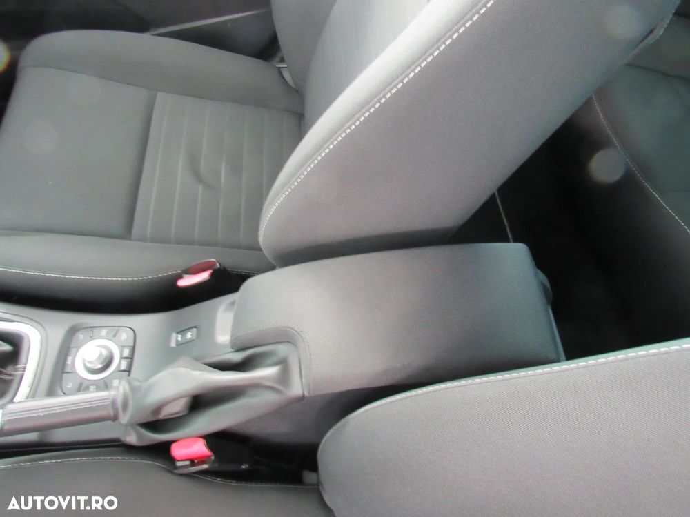 Renault Megane ENERGY dCi 110 LIMITED - 19