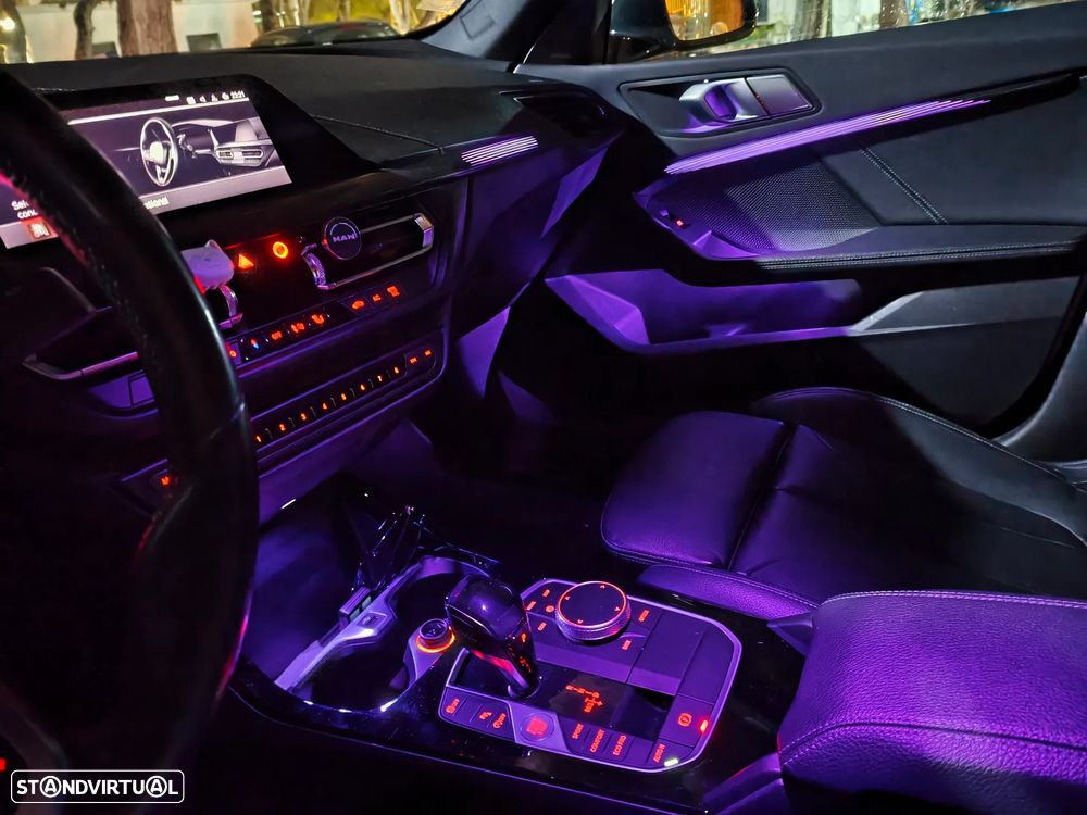 BMW 216 d Line Sport — fotografia 29