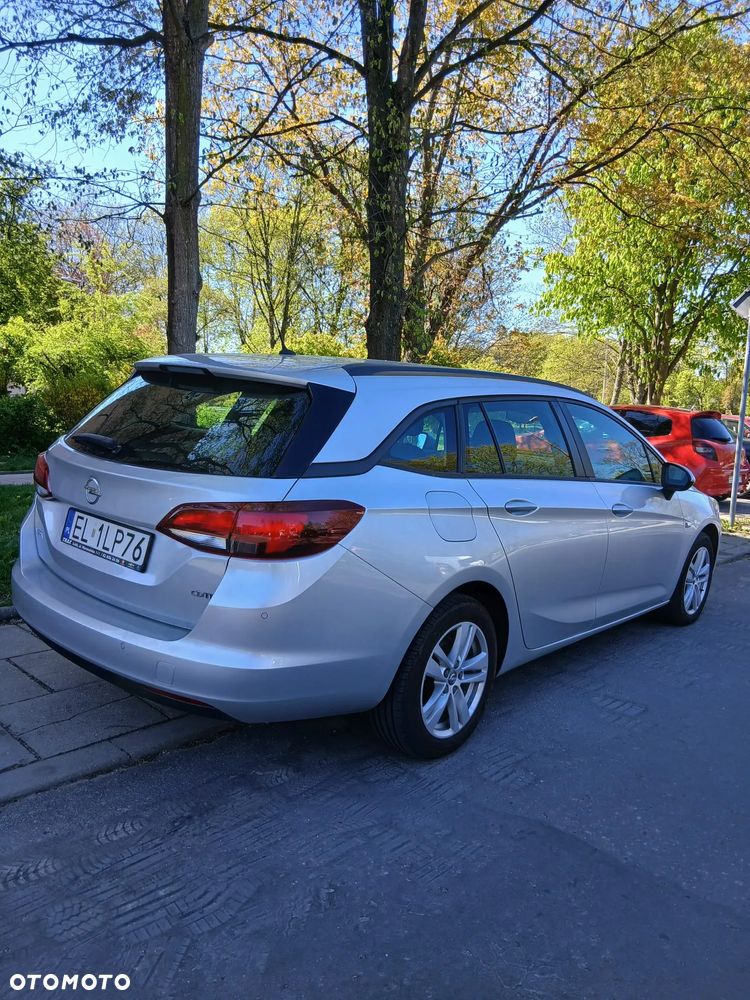 Opel Astra 1.6 CDTI Enjoy - 4