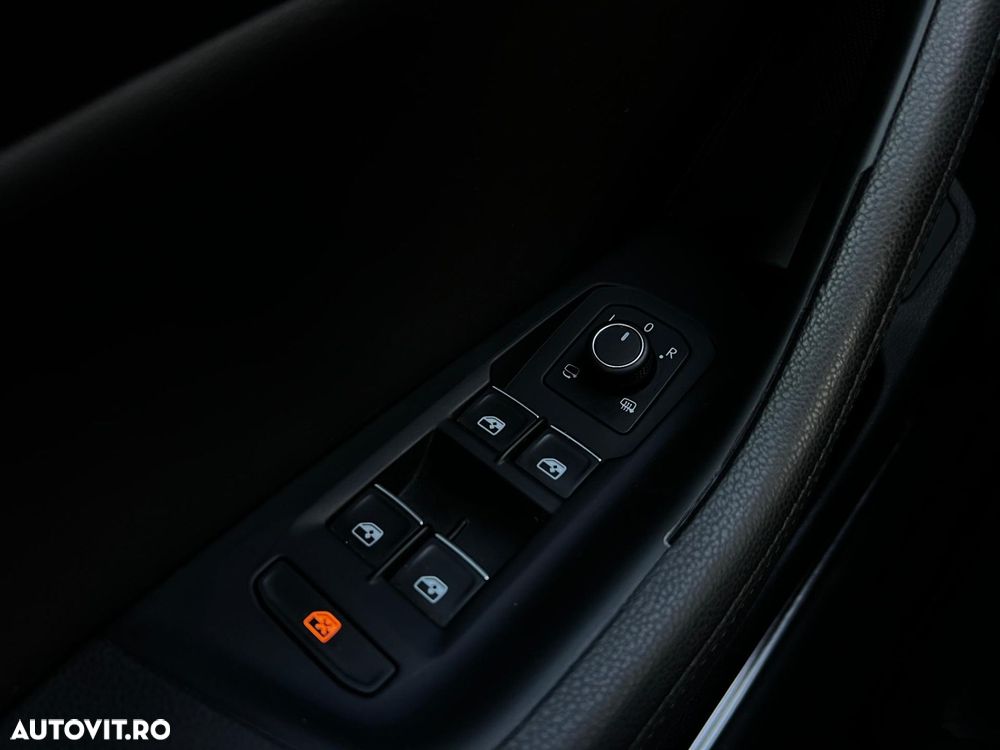 Volkswagen Passat Alltrack - 23