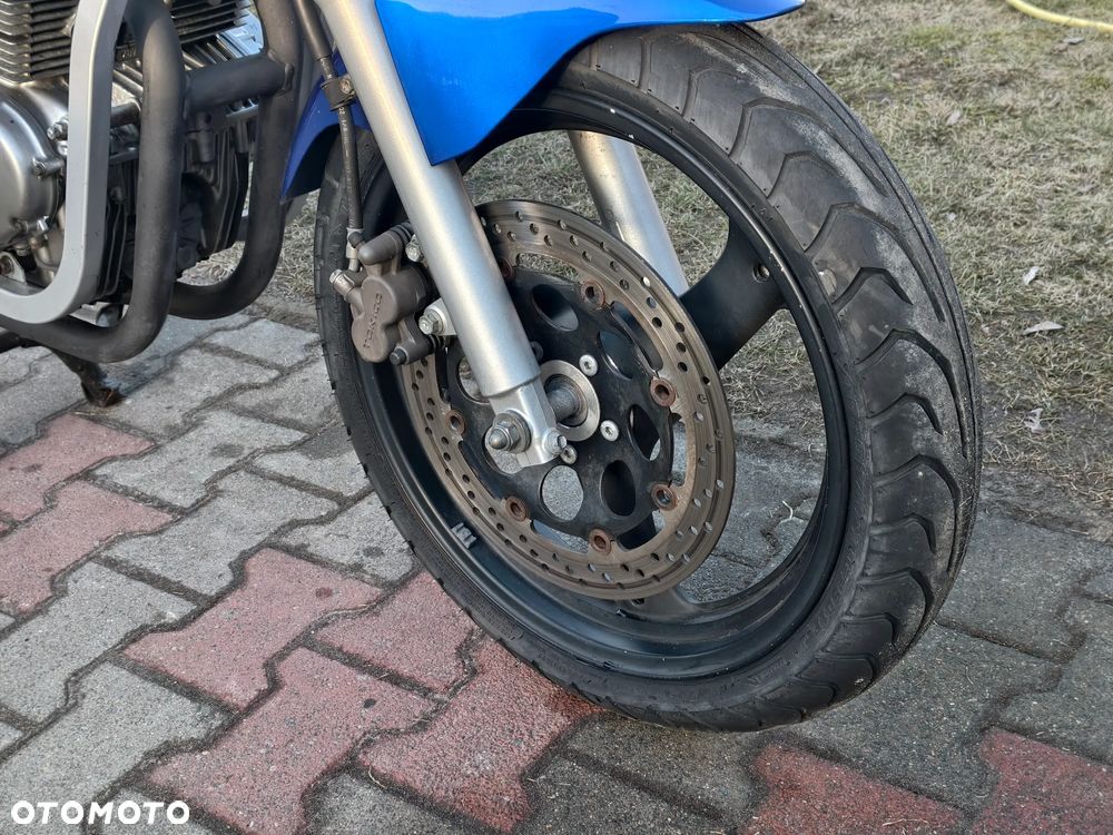 Suzuki GS - 9
