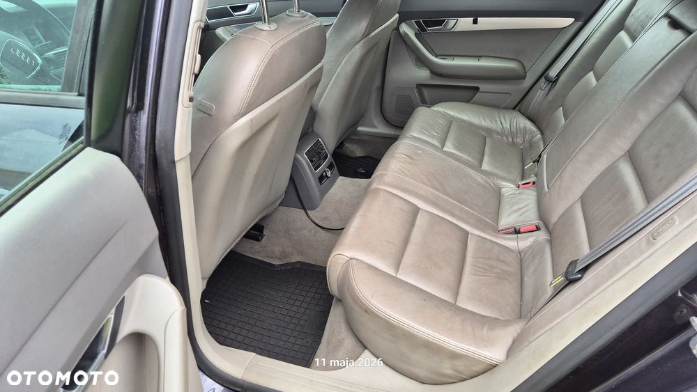 Audi A6 Avant 2.4 - 15